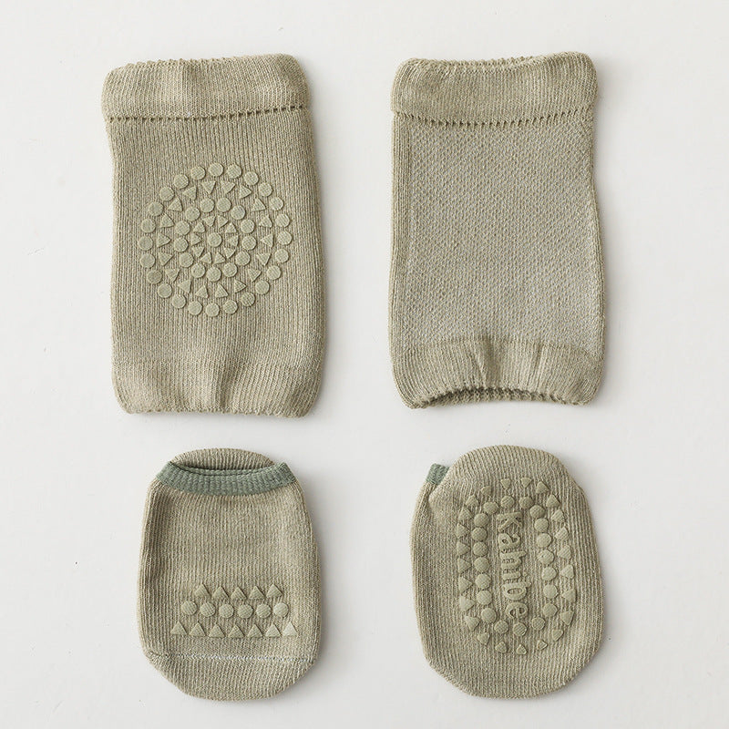 Knee Pad Crawling Socks, photo 6 of 17