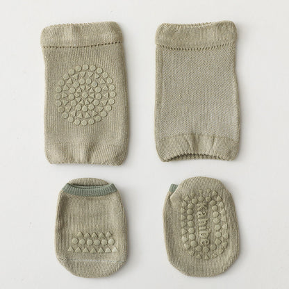 Knee Pad Crawling Socks, photo 6 of 17