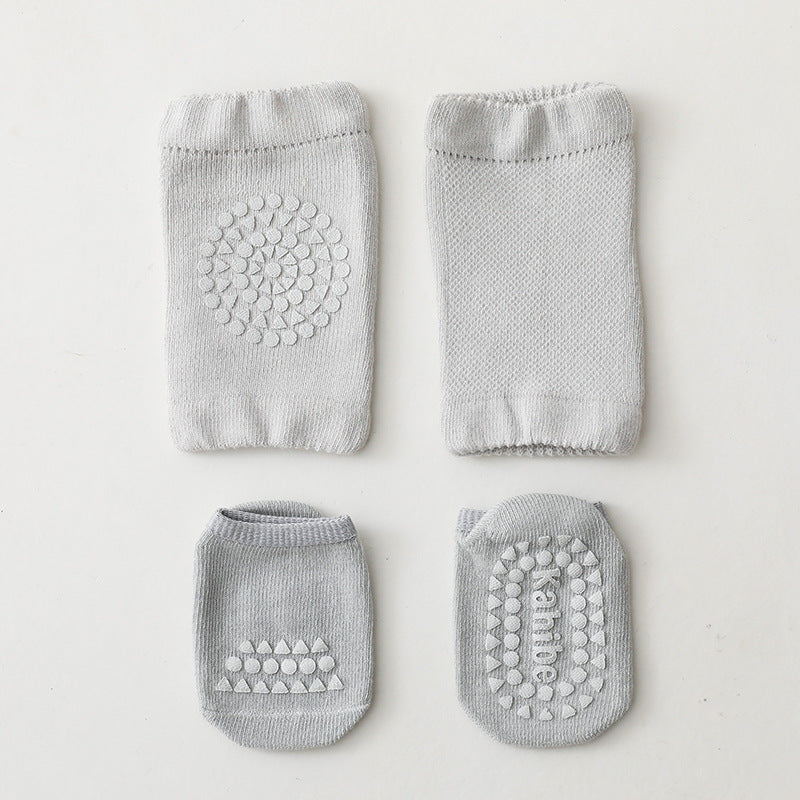Knee Pad Crawling Socks, photo 16 of 17